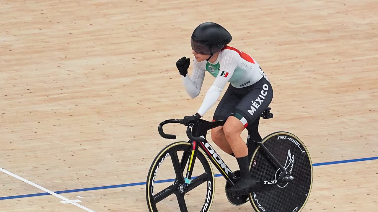 ¡Emoción al máximo! Daniela Gaxiola logra llegar a Final del keirin en Paris 2024