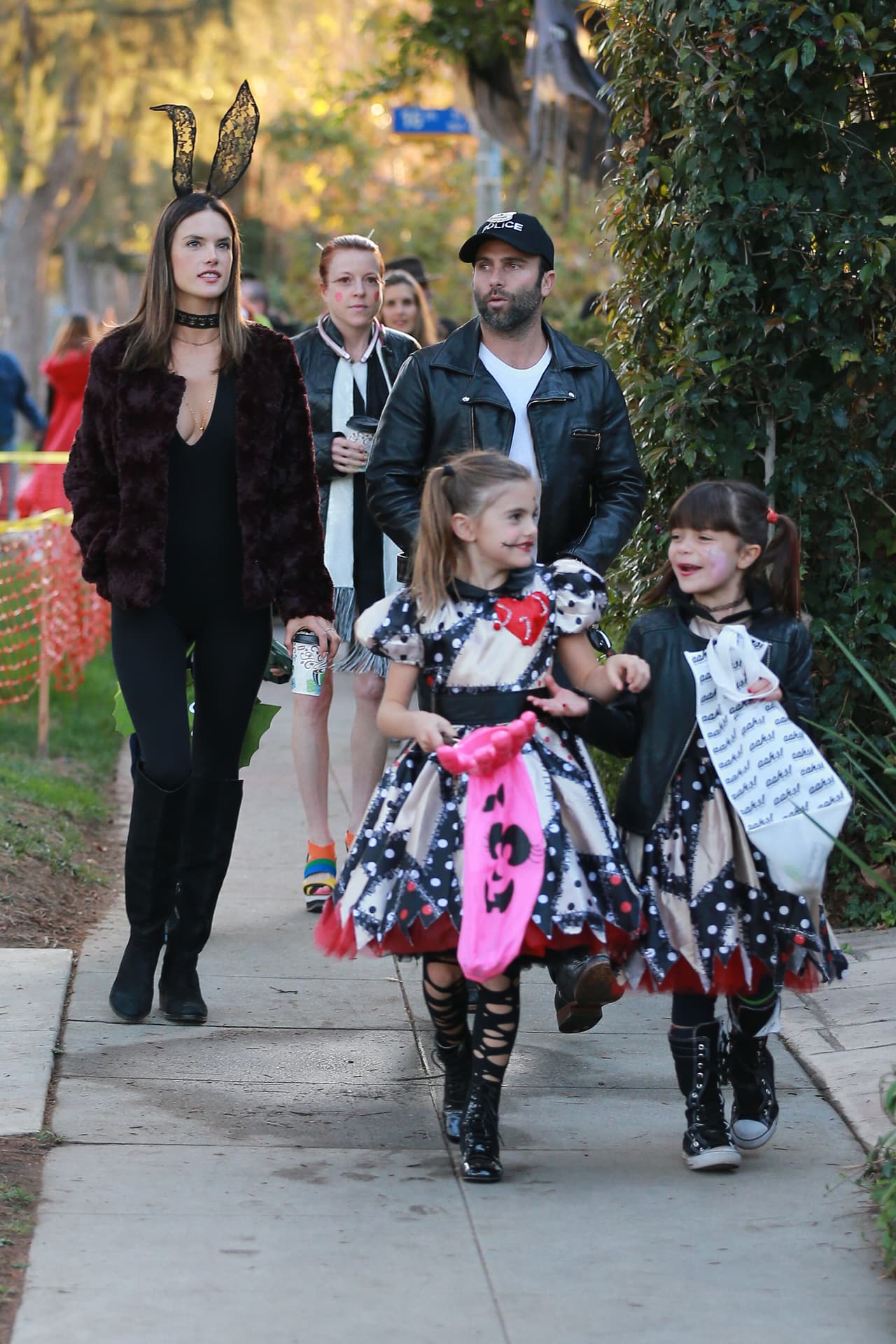 Los niños lucían muy animados.