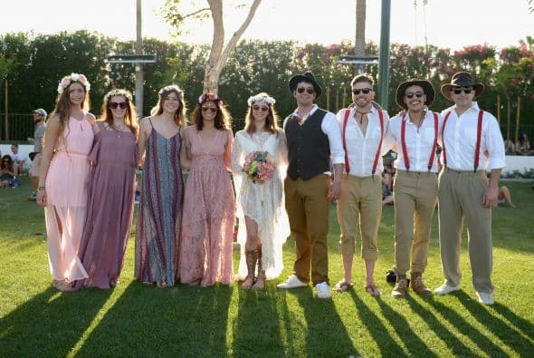 ¿Pensaste que nunca irías a una boda en ‘flip-flops’? Pues si es en una playa, ¡está permitido!