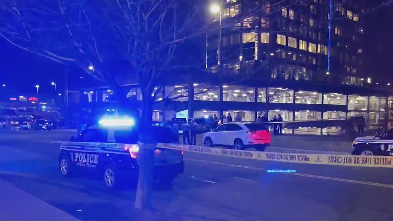 Presunto ladrón muere por disparo de policía tras persecución cerca de un centro comercial