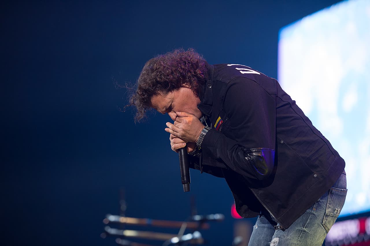 Lo bueno es que Carlos no se dejó y puso 'punto final' a esta controversia.