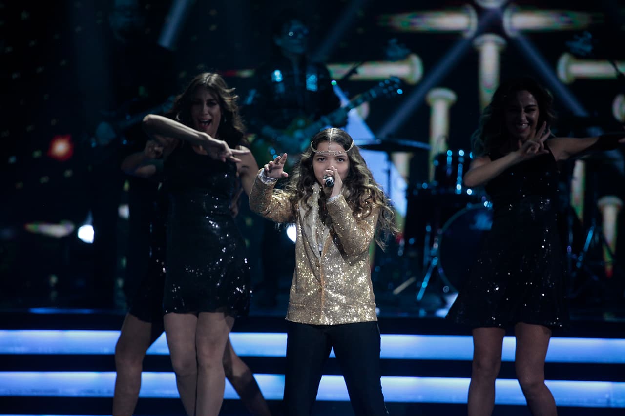 La cantante de Sarilú, Sofia, cantó 'I will survive', al más puro estilo de Celia Cruz. Su presentación impactó y encantó a los jueces, que le dieron 46.5 puntos.
<br>