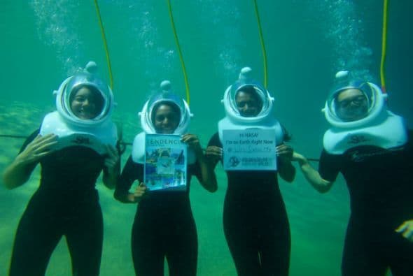 Y desde #LosCabos, #BCSmx #GlobalSelfie #EarthDay una foto submarina. Foto tomada de Twitter.