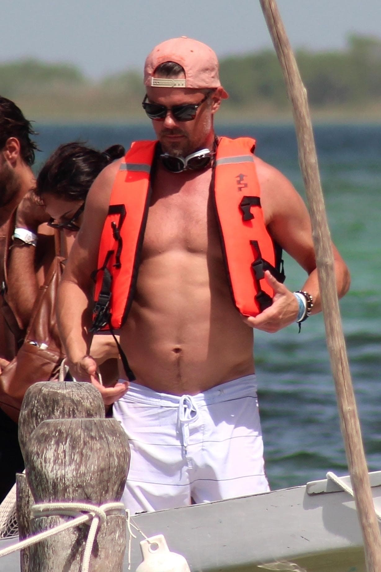 En septiembre 14 de 2017 se hizo público el 
<a href="https://www.univision.com/entretenimiento/fergie-y-josh-duhamel-se-divorcian-y-asi-fue-su-relacion-de-trece-anos-fotos#bbd670030000"><b>divorcio del actor y la cantante Fergie</b></a> después de
<b> 8 años de matrimonio</b> y 
<b>un hijo en común, Axl,</b> de 4 años.