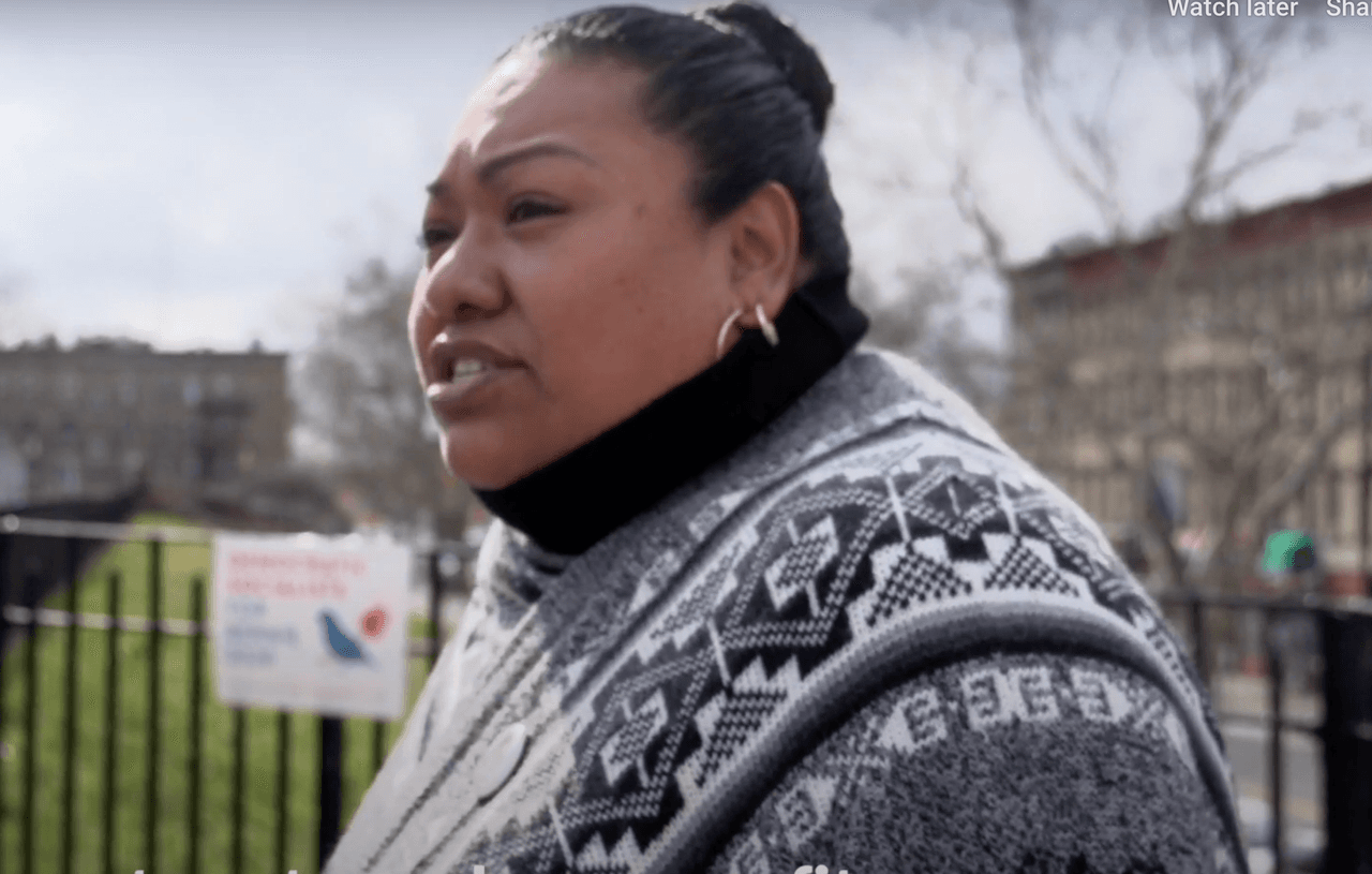 Inmigrante peruana derrota al asambleísta titular de Sunset Park con más de 26 años en el cargo