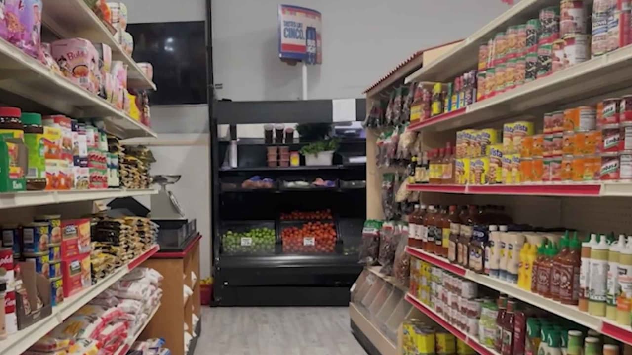 “Bajó mucho”: Dueños de negocios en Arvin enfrentan retos económicos tras operativos de ICE en 2025