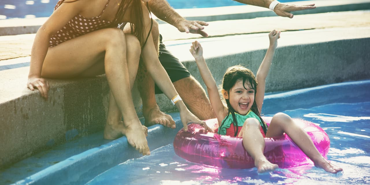 <b>Normas de seguridad</b>. Tanto en las piscinas como en las playas hay carteles con las normas de seguridad del área y recomendaciones básicas para evitar accidentes.