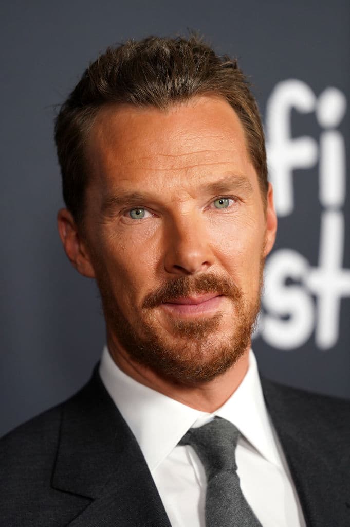 <b>Benedict Cumberbatch</b>
<br>En 2016, Benedict Cumberbatch participó en ‘Zoolander 2’ con un cameo en el que interpretó a un personaje transexual que causó molestia en la comunidad LGBT+.