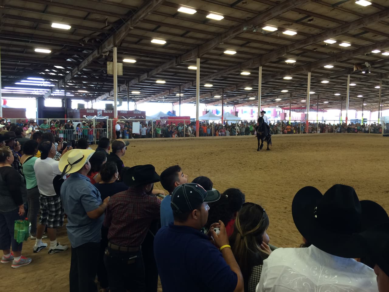Univision convivió con la comunidad desde el Travis County Expo Center para celebrar las Fiestas Patrias.