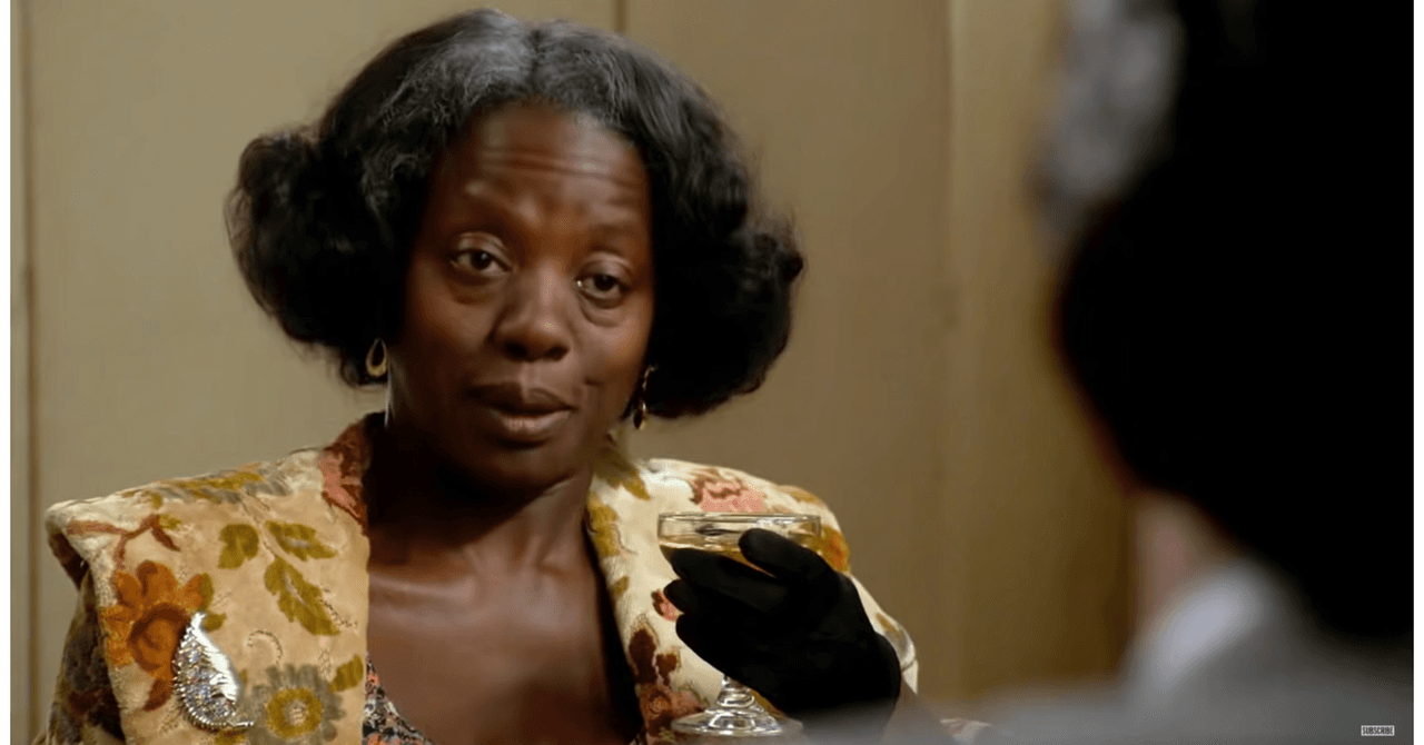 <b>‘Get On Up’</b>
<br>
<br>Un dato que no todos conocen es que Viola Davis y Chadwick Boseman compartieron créditos en dos películas: ‘Ma Rainey's Black Bottom’ y esta, en la que interpretó a la madre ausente del cantante James Brown, quien busca reconectar con él.
<br>