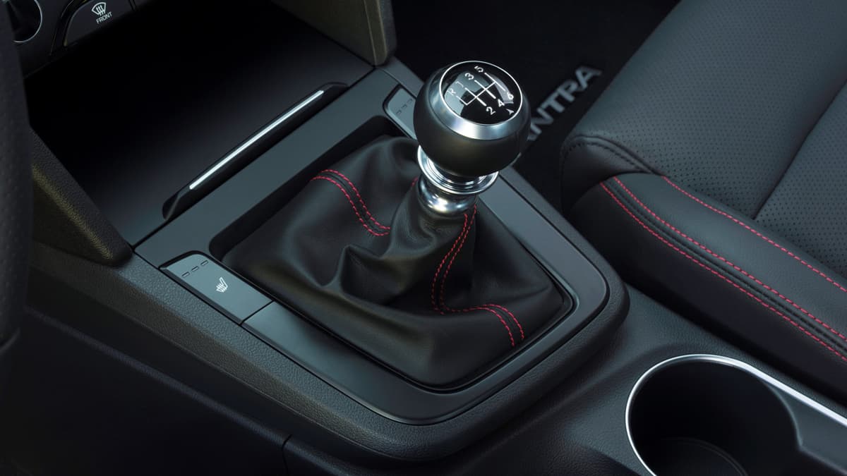 En cuanto a la transmisión, es posible optar por una de 6 marchas manual o por una automática de 7 marchas con doble embrague.