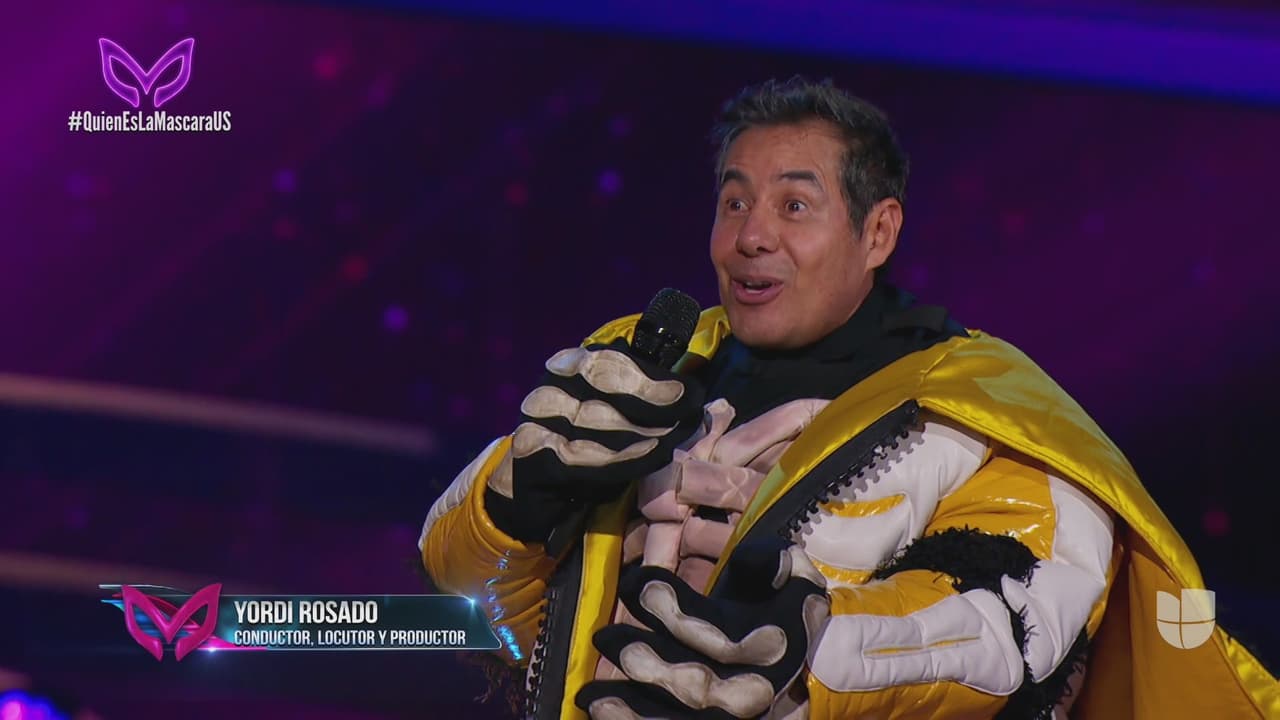 Yordi Rosado, conductor, locutor y productor, sorprendió como Huesos.