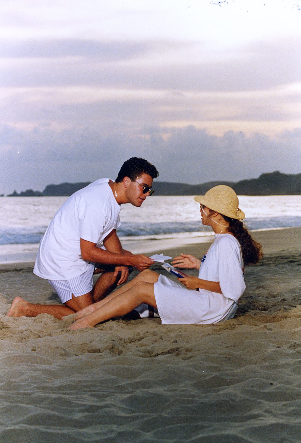 En 1990, Eduardo Capetillo protagonizó, junto a Mariana Garza,
<b>la telenovela Alcanzar una estrella</b>.