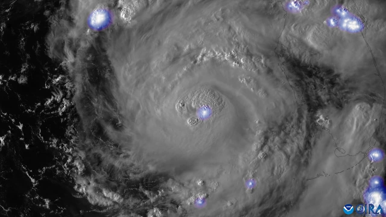 “Un evento sin precedentes": Idalia ya es un peligroso huracán de categoría 4 antes de tocar tierra en Florida