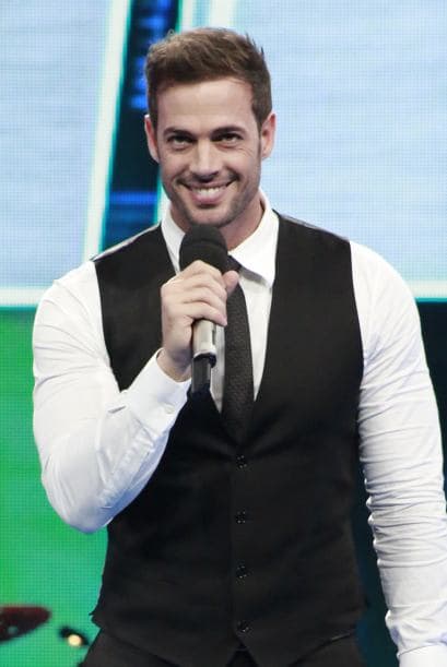 ¡Y empezamos con los invitados! ¿Qué tal el guapo William Levy?