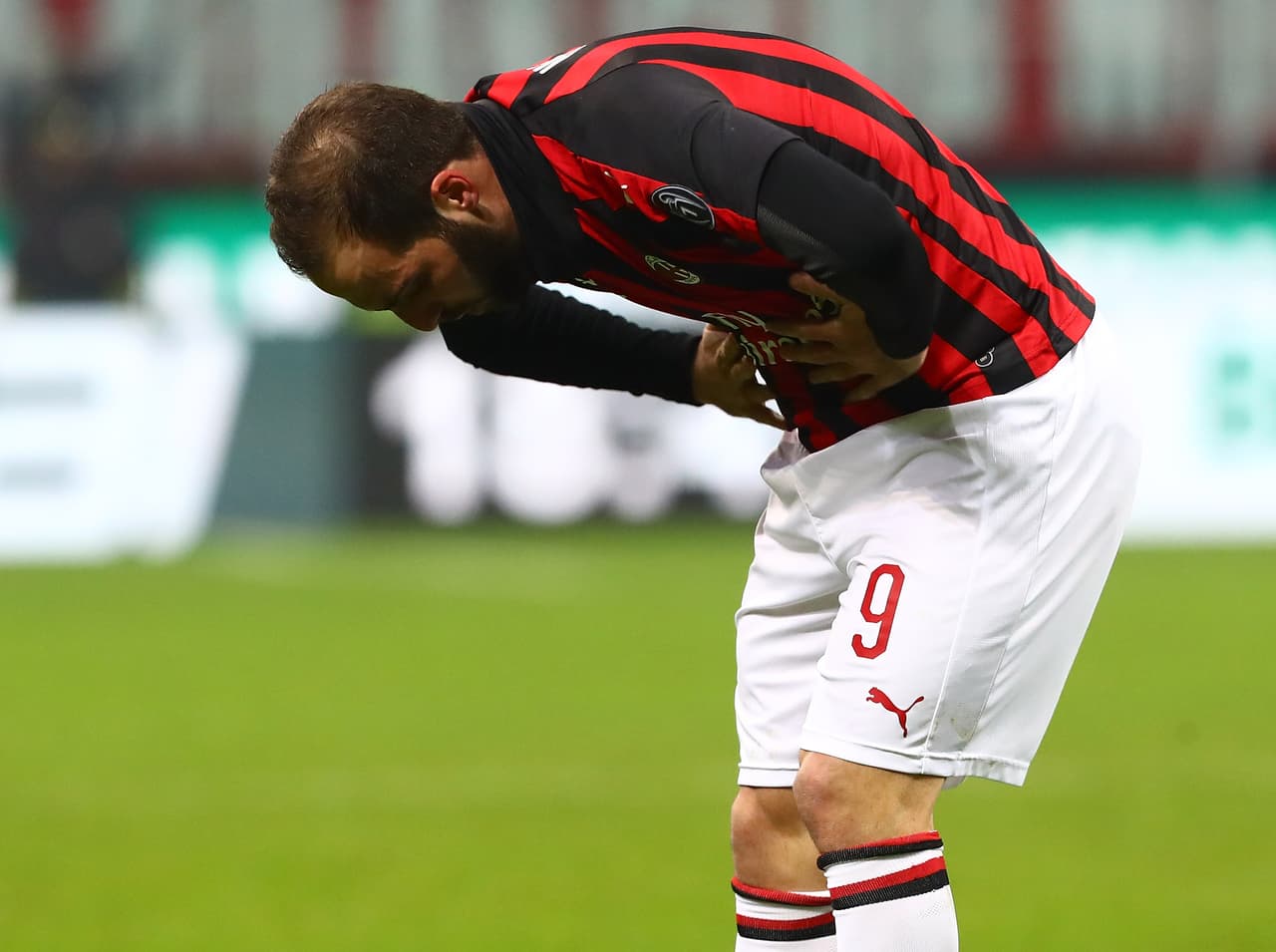 Fue por eso que el gesto de la celebración de Higuaín fue sacudirse de esa mala racha que cargaba sin goles.