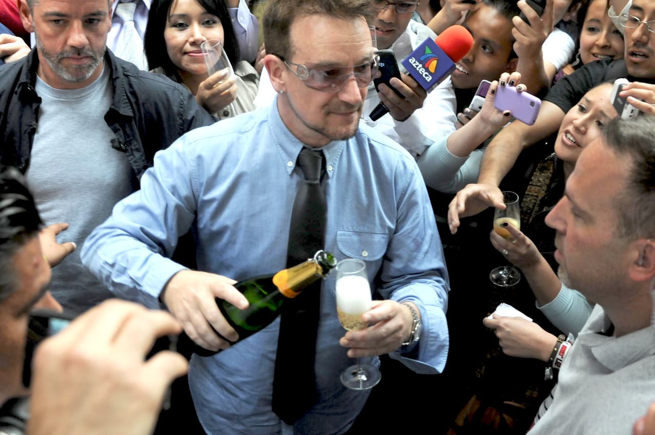 Se reportó que el piloto del avión hizo algunas maniobras muy hábiles y llevó a todos sanos y salvos al aeropuerto Schoenefeld.