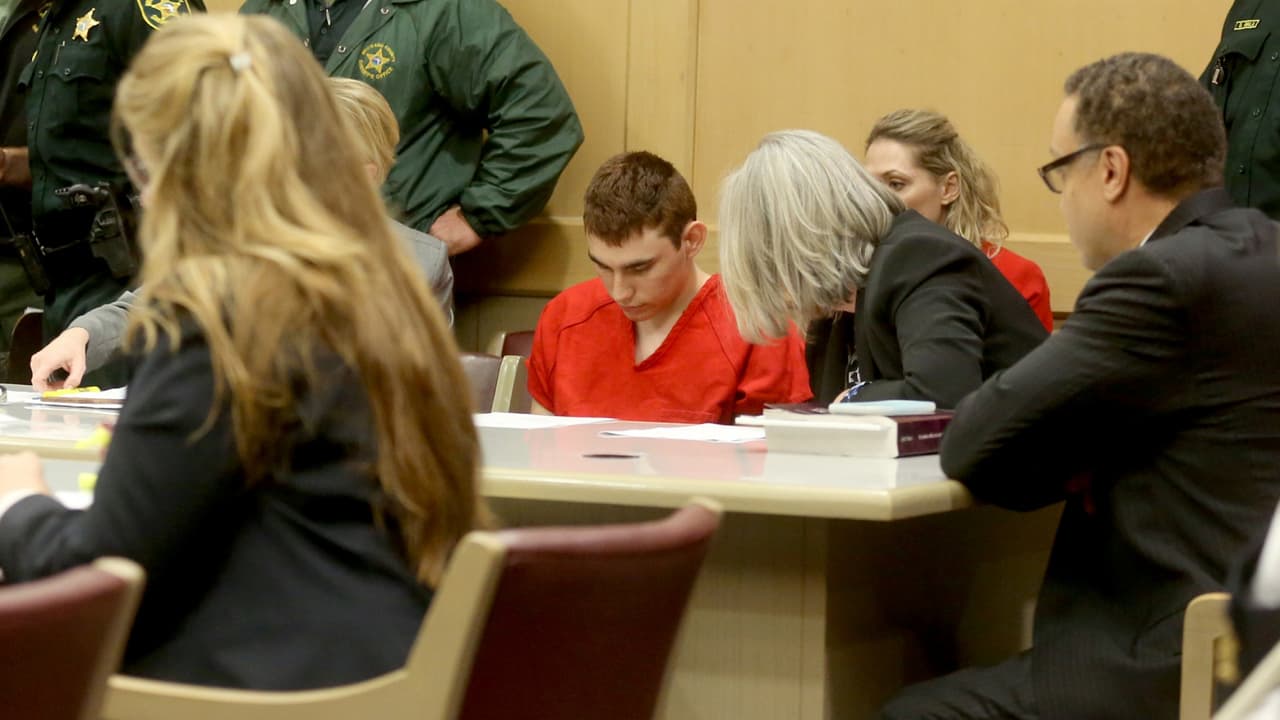 Un gran jurado acusa formalmente al atacante de Parkland, Nikolas Cruz, de homicidio e intento de homicidio