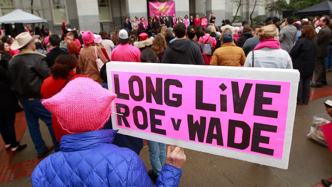 Alistan protestas en Chicago tras derogación de sentencia Roe vs. Wade