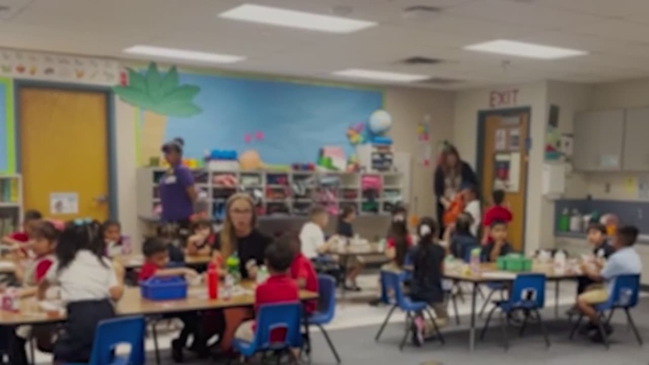 Distrito Escolar Alhambra aprueba el cierre de dos escuelas, ¿qué implica para cientos de familias?