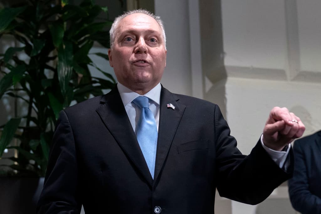 Steve Scalise se retira de la carrera para ser presidente de la Cámara tras no conseguir apoyo suficiente entre los republicanos