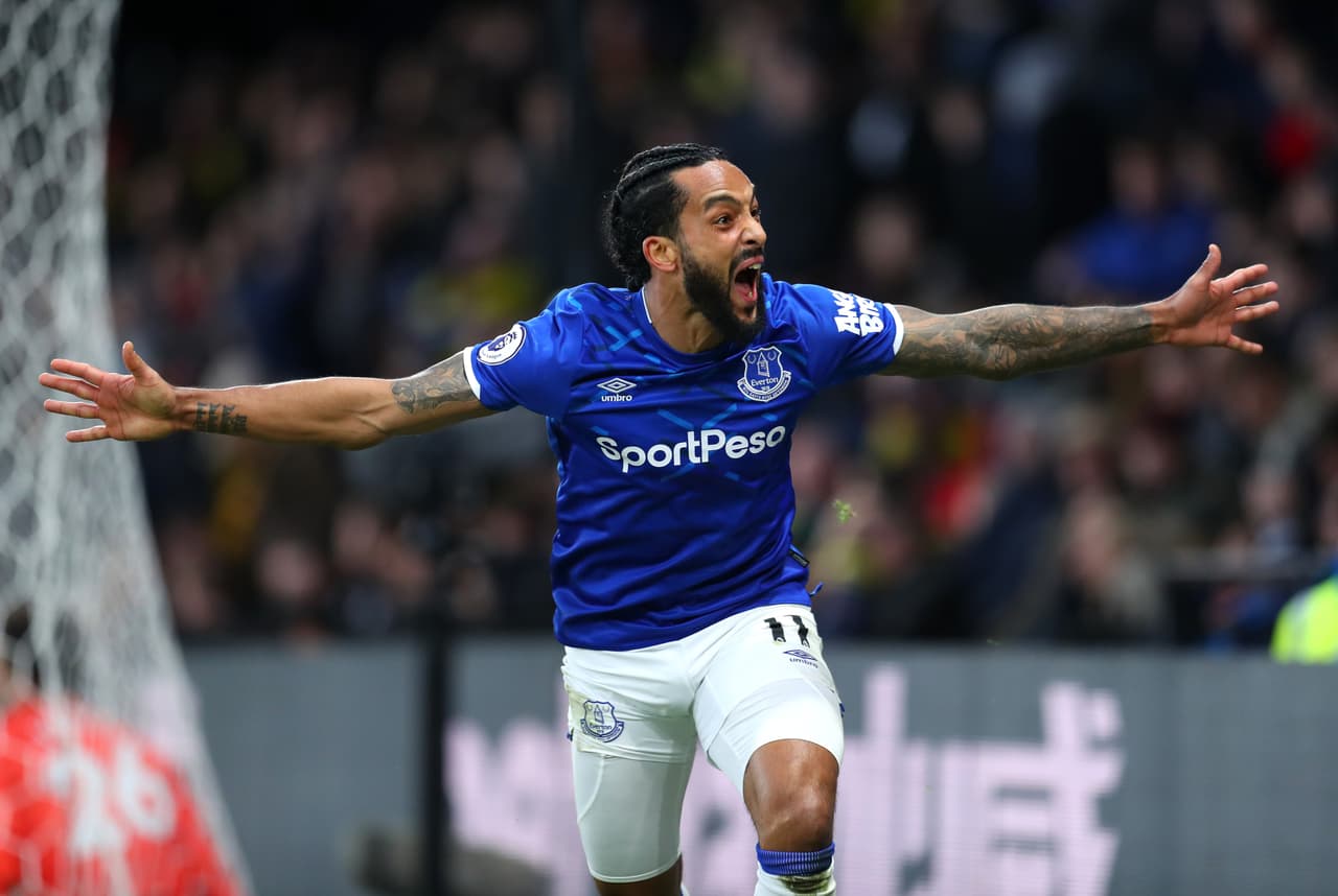 Watford 2-3 Everton | Masina (10’) y Pereyra (42’) hicieron el 2-0 para los de casa. Con doblete de Mina (45+1’, 45+4’) y un gol de Walcott al 90’ dieron vuelta al marcador.