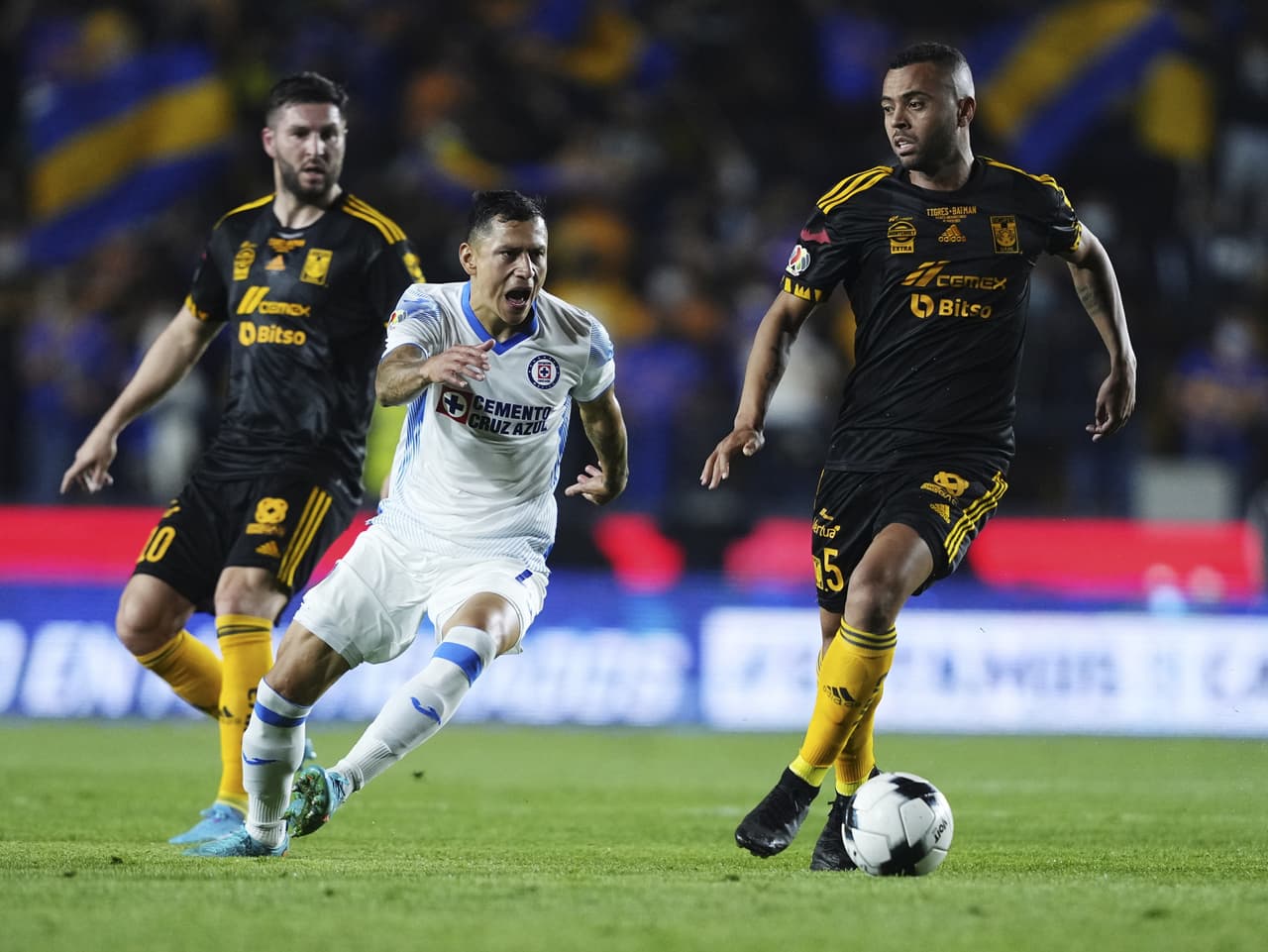 Tigres y Cruz Azul empataron 2-2 en la Jornada 8 del Grita México C22.
