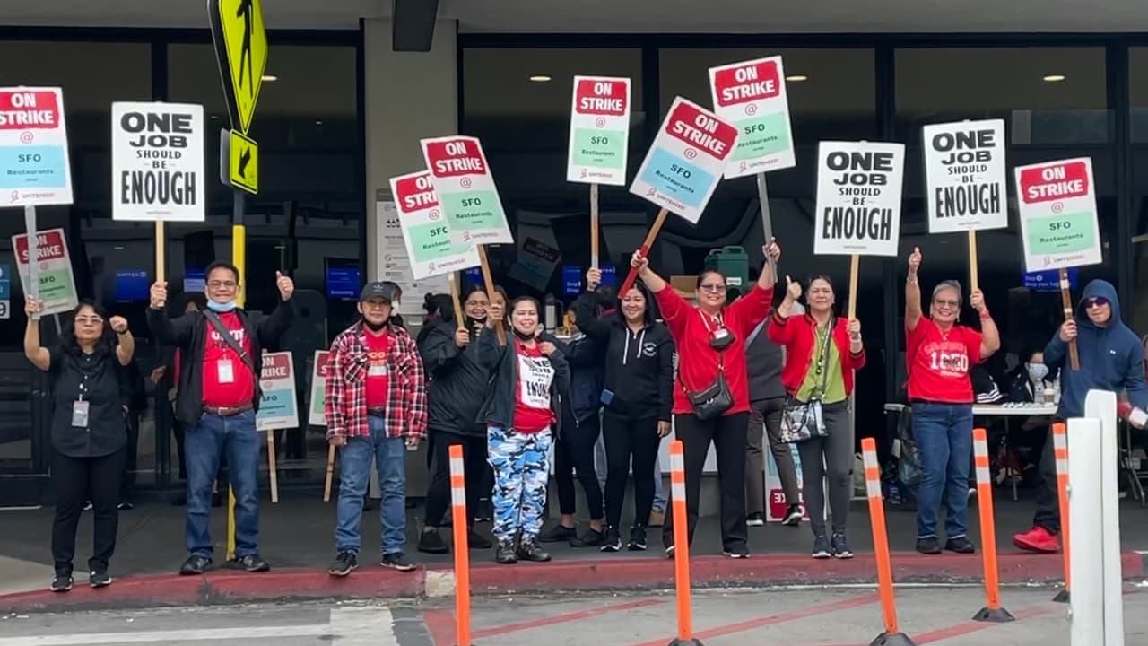 Empleados de restaurantes levantan huelga en el Aeropuerto Internacional de San Francisco tras acuerdo tentativo