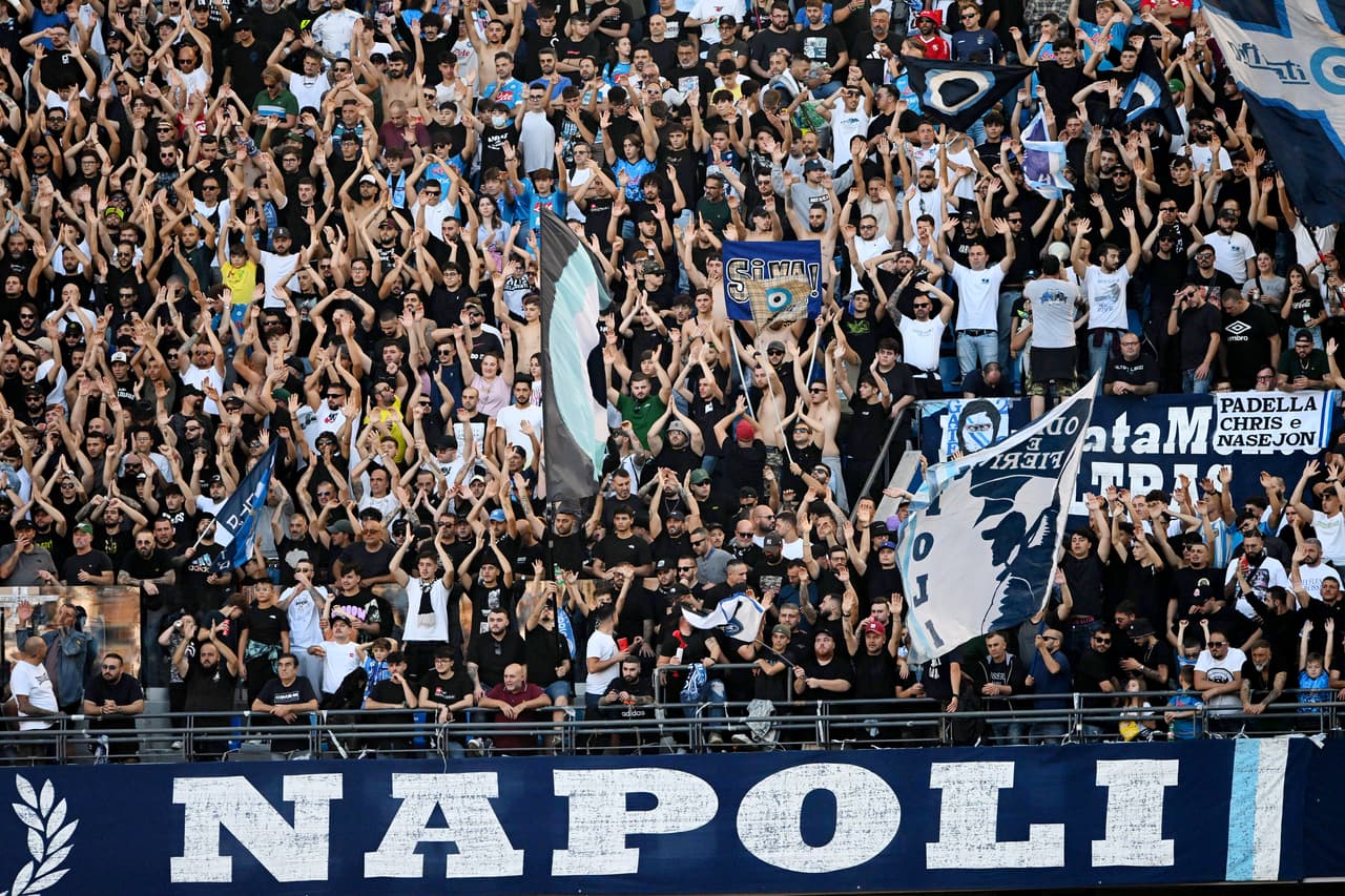 La fanaticada del Napoli no puede estar más feliz en este momento.
