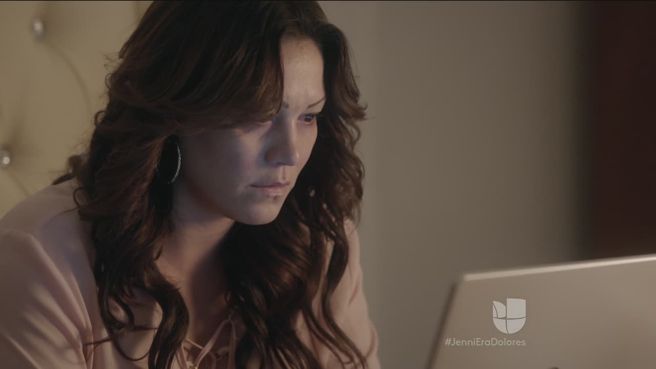 Jenni no se dio por vencida y comenzó a revisarlos ella misma, pero encontró un video comprometedor de Chiquis.