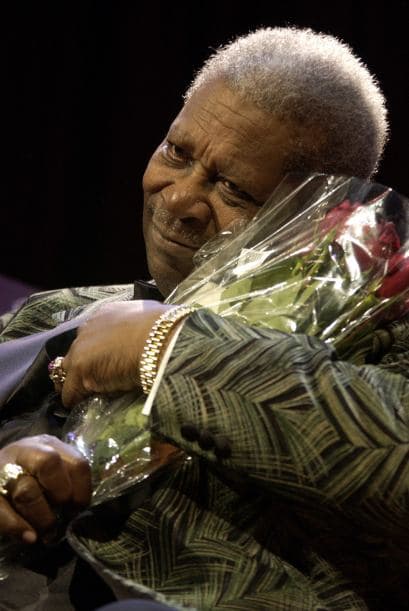 Karen Williams, Rita Washington, y Patty Rey alegaban que Toney estaba abusando del guitarrista.