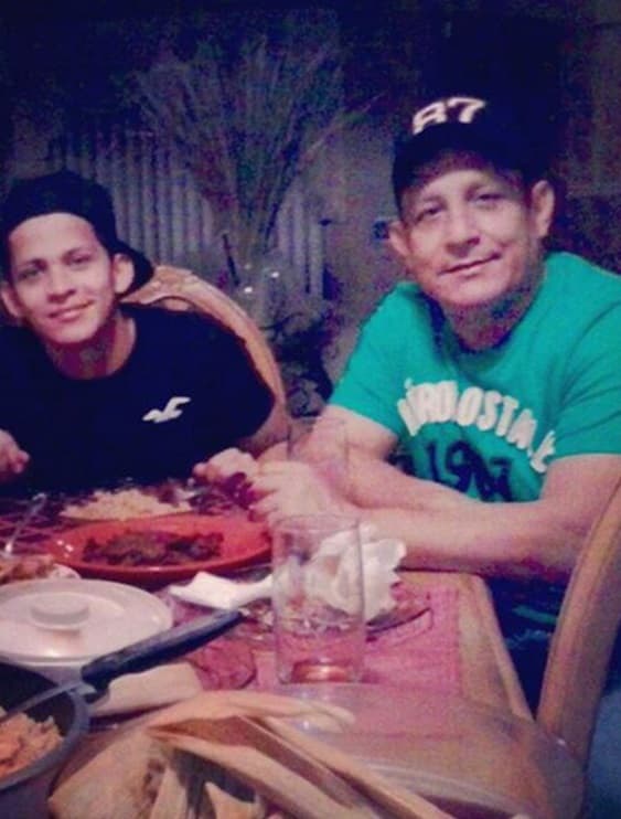 Estos memorables momentos familiares nunca podrán repetirse, pero Aldo mantiene vivo el recuerdo.