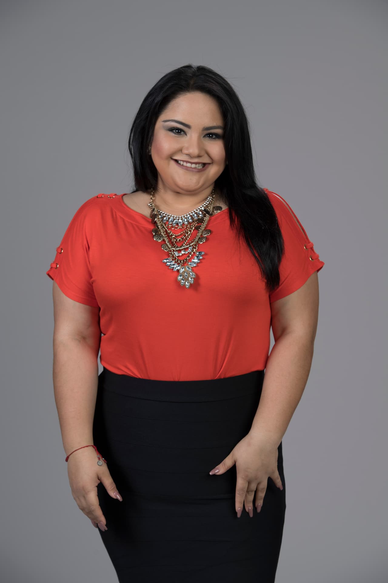 <a href="http://www.univision.com/shows/la-reina-de-la-cancion/sandra-padilla-en-la-reina-de-la-cancion">Sandra Padilla</a> avanzó hasta la última recta de La Reina de la Canción gracias a la potente voz que tiene.