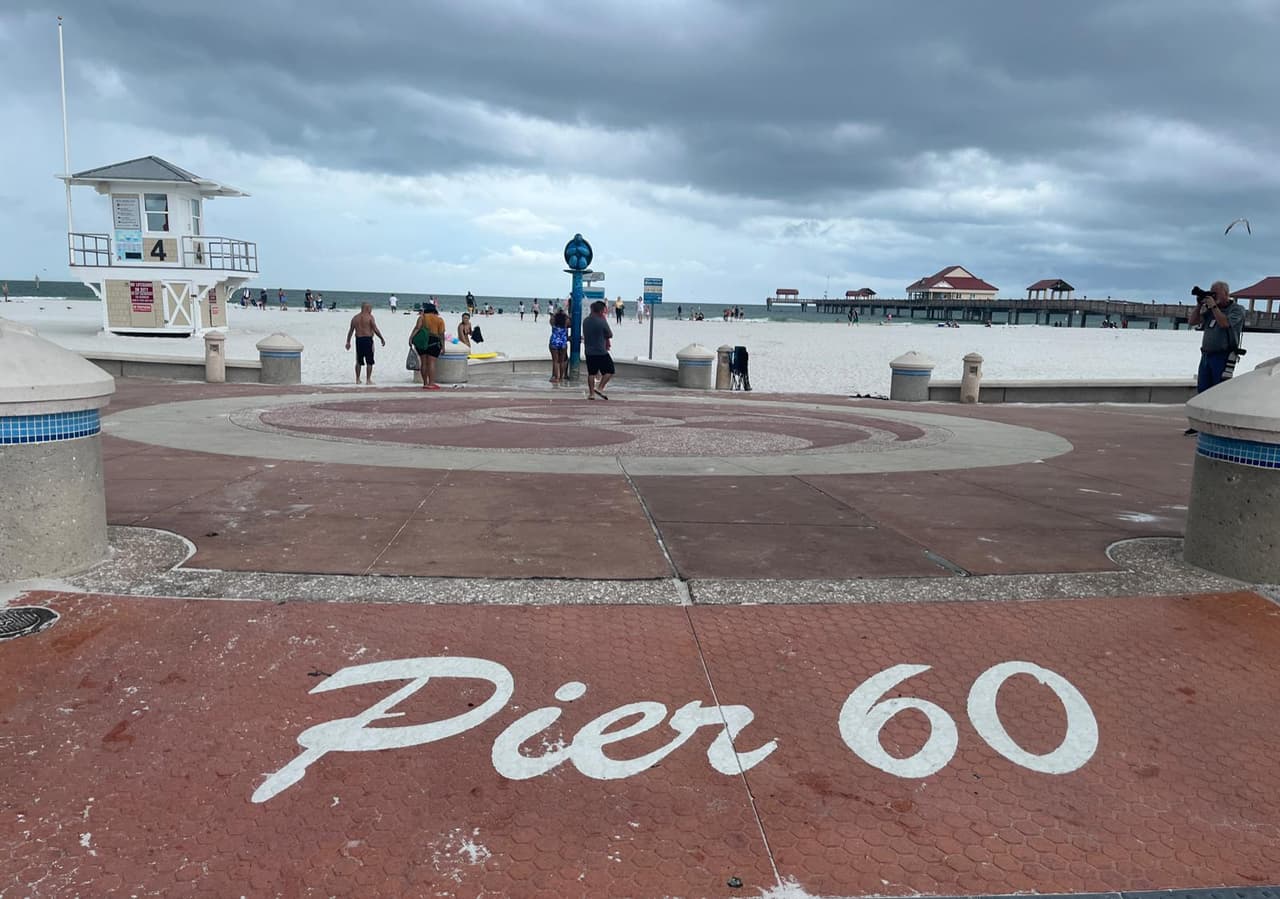 La tarde de este martes 
<a href="https://www.univision.com/local/orlando-wven/idalia-ya-es-huracan-categoria-1-amenaza-florida-con-marejadas-ciclonicas-y-vientos-peligrosos-1">Idalia se intensificó a un huracán de categoría 2</a>, según el Centro Nacional de Huracanes.