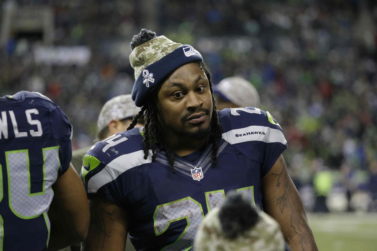 Marshawn Lynch regresará a los entrenamientos y podría jugar en los playoffs