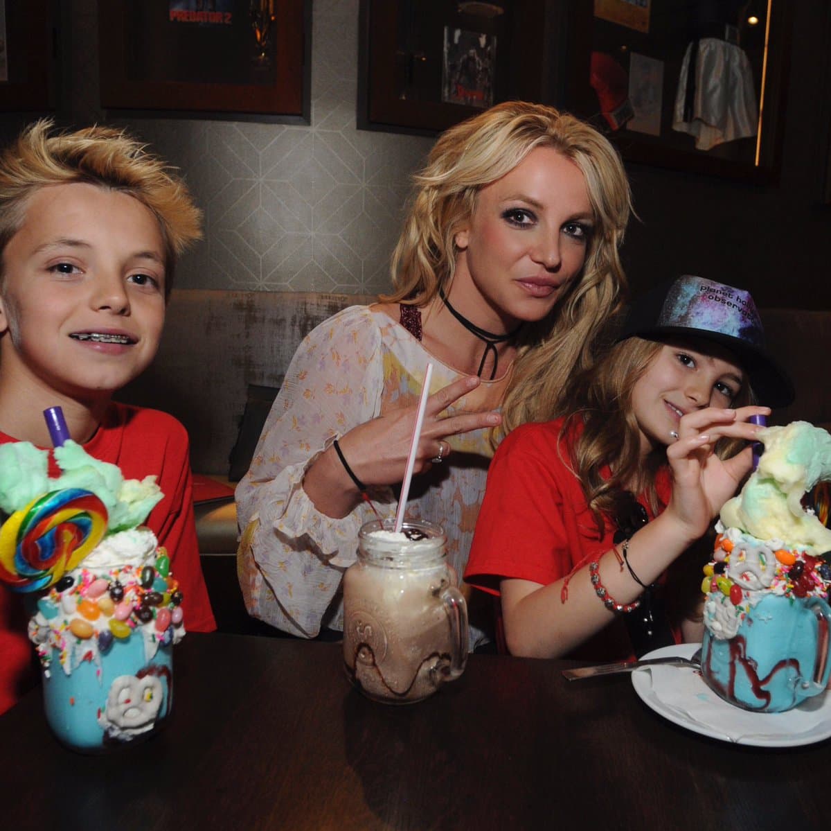 Y todo lo compartió a través de las redes sociales.