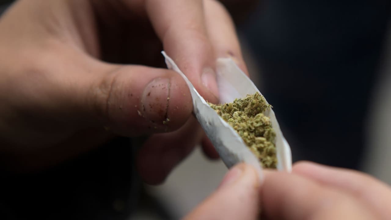 Llevar consigo menos de 2 onzas de marihuana podría llegar a ser legal en la ciudad de Dallas