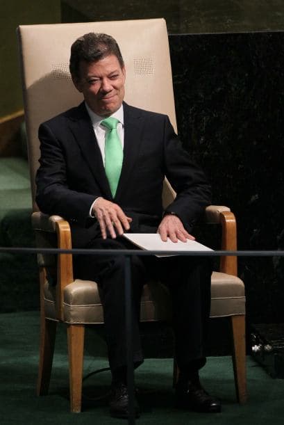 Pero en el ámbito interno Santos enfrenta grandes retos en el campo social, como lo evidencia la preocupación de los colombianos en la encuesta, que indica que para el 40 por ciento la pobreza es el principal problema, seguido por el desempleo (20 por ciento).