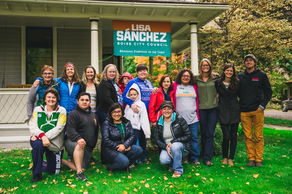 Lisa Sánchez, primera mexicano-estadounidense en ganar un asiento en el concejo municipal de Boise, Idaho.