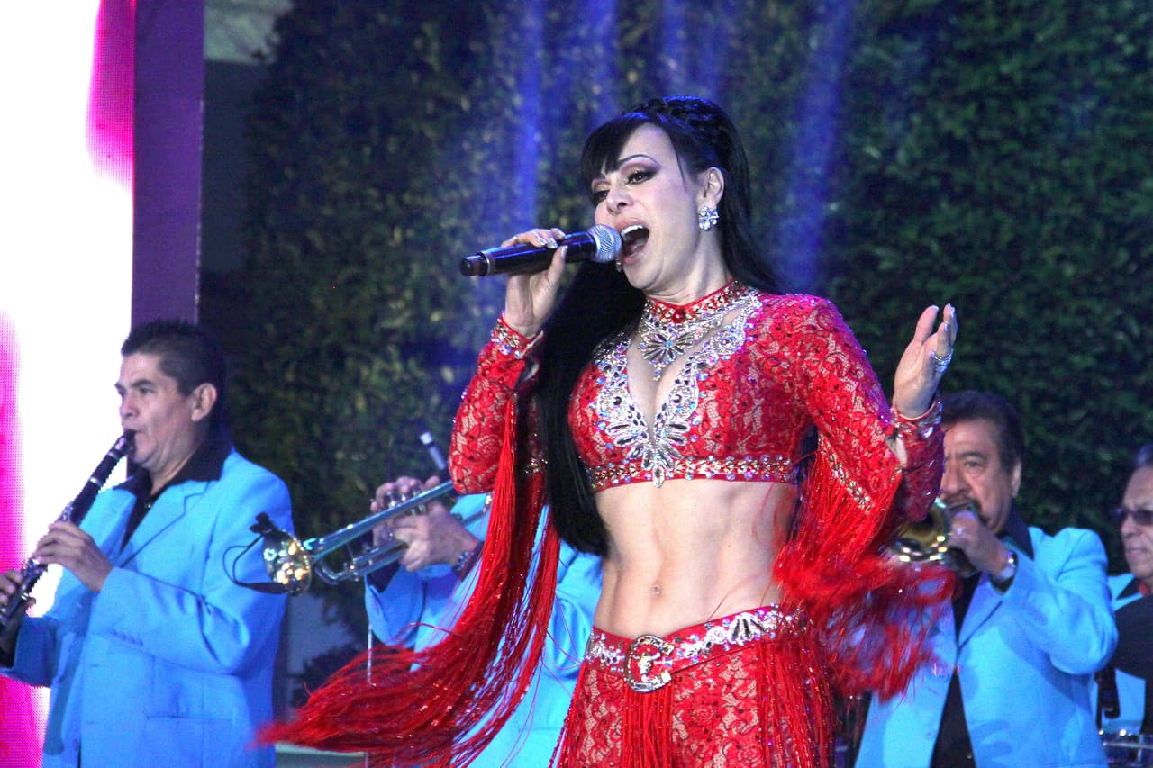 En la misma entrevista, la actriz costarricense confesó que es una amante del trabajo, por lo que no se ve retirada del mundo del espectáculo.