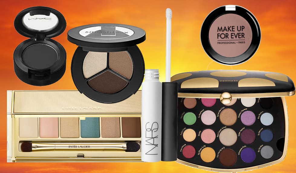 Sella el trazo. Para que el delineador en lápiz no se corra aplica una capa de polvo. Usa el mismo tono del lápiz en sombra o aplica polvo traslúcido con ayuda de una brocha. Otra excelente opción para que no se mueva el maquillaje de los párpados es usar un primer, si no tienes aplica base de maquillaje antes de la sombra para que fije el color. MAC, Smashbox, Estée Lauder, Nars, Make Up For Ever, Sephora Collection.