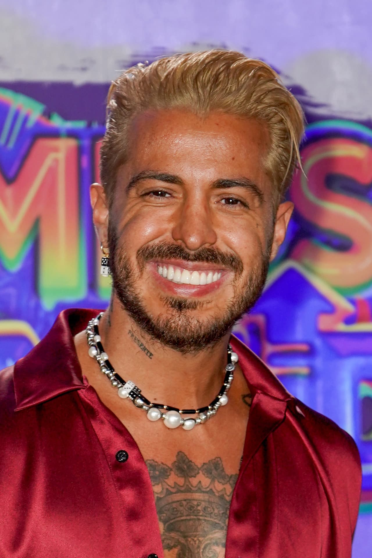 <b>Llane</b> fue de los artistas que se atrevió a un cambio radical, pues el colombiano optó por cambiar su color natural por un rubio total.