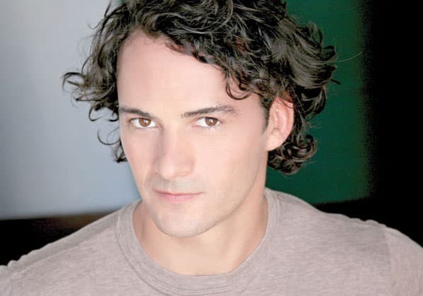 Eduardo Arroyuelo es otro de los nombres que podrían sumarse a "Mujeres de Negro".