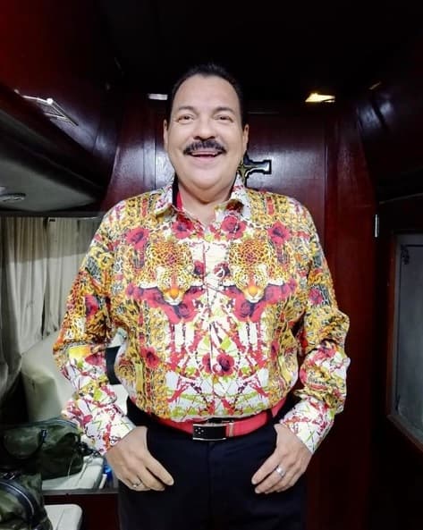 La operación se alargó debido a que tuvo 
<b>una complicación </b>la cual los doctores lograron resolver, indicaba el comunicado.