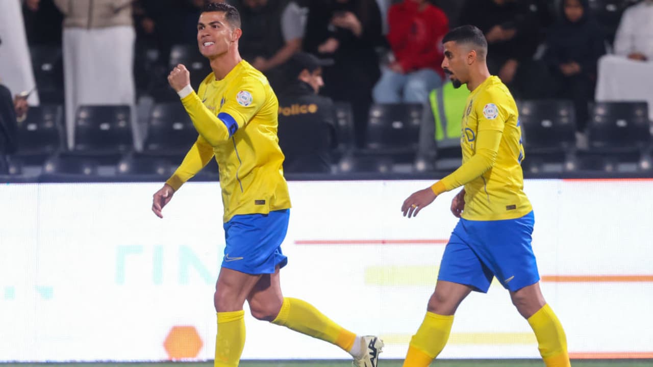 Show de Benzema: Gol anulado, penal fallado y asistencia de lujo