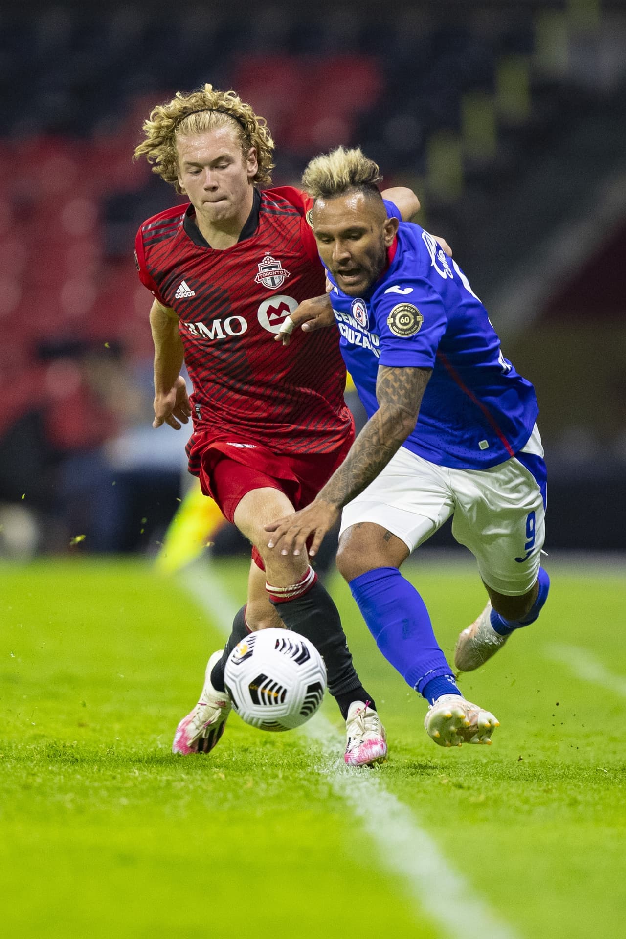 Con un solitario gol de Brayan Angulo, Cruz Azul vulve a vencer a Toronto y con un marcador global de 4-1, son el segundo equipo clasificado a las semifinales.