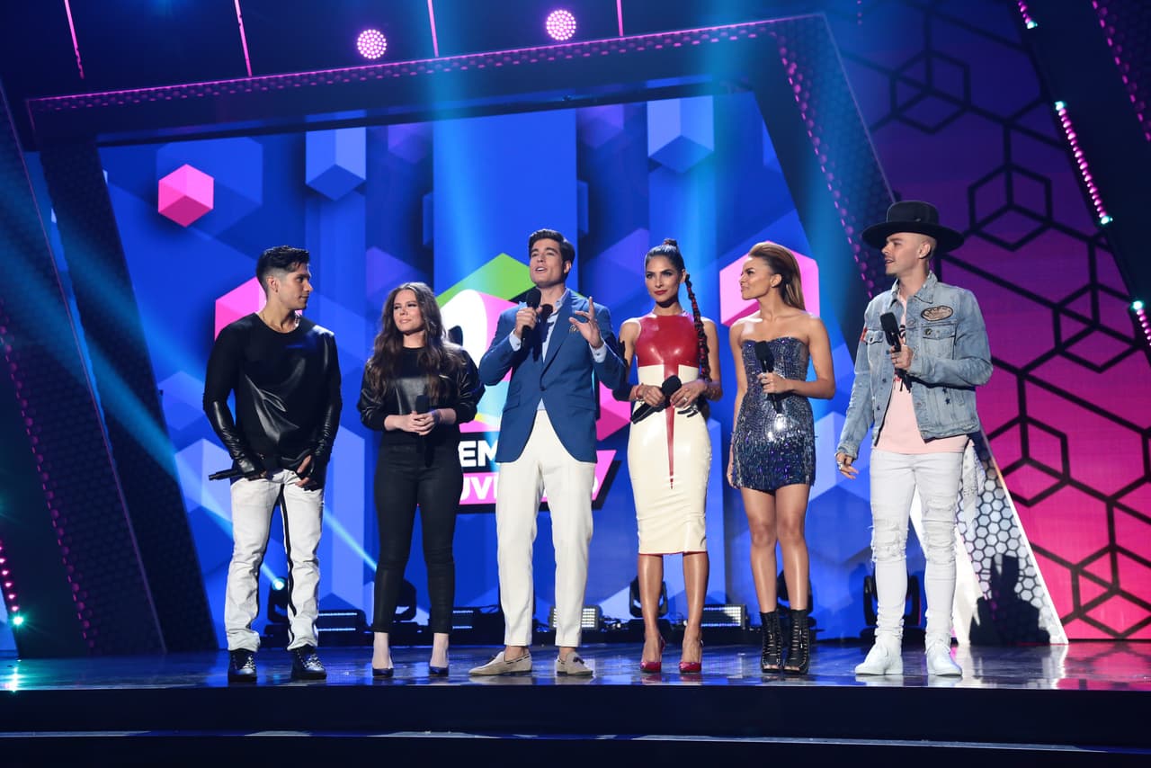 Chyno, Jesse y Joy, Danilo Carrera y Leslie Grace fungieron como co-conductores toda la velada.