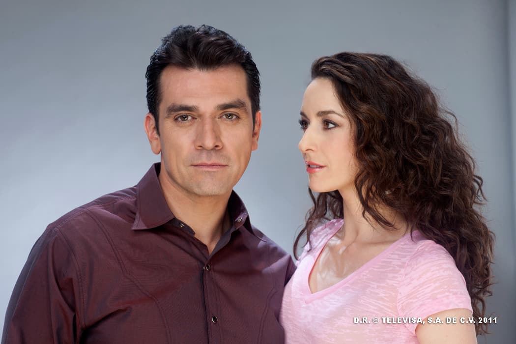 'Cynthia Montero' era hermana del tirano 'Rogelio Montero'.