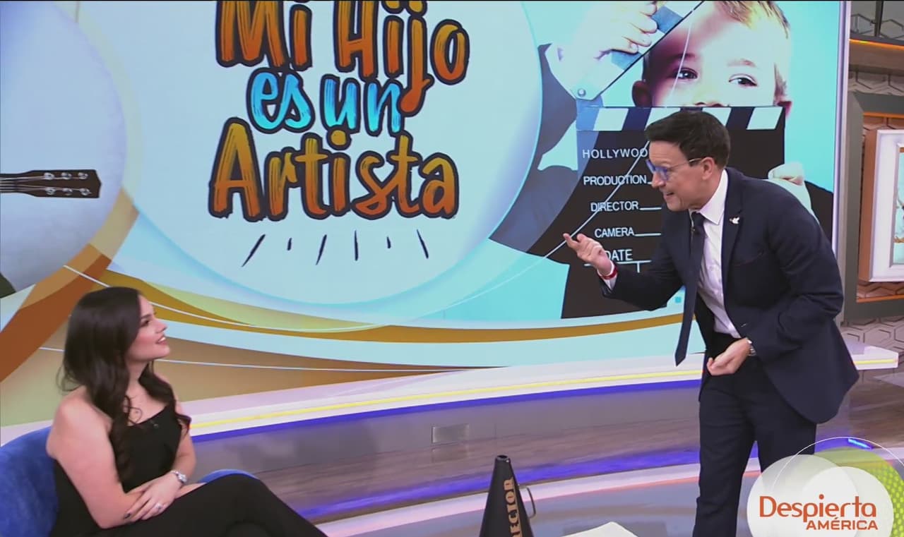 Además de participar en el karaoke, Sara estuvo muy atenta al talento de los más pequeños que demuestran su talento en nuestra sección 'Mi hijo es un artista'.