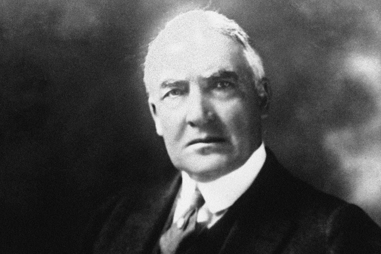 <b>Warren G. Harding (ascendencia holandesa)</b>. Fue presidente entre 1921 y 1923. Nació en Blooming Grove, Ohio, y su bisabuelo materno fue William Van Kirk, miembro de una familia rica de origen holandés.